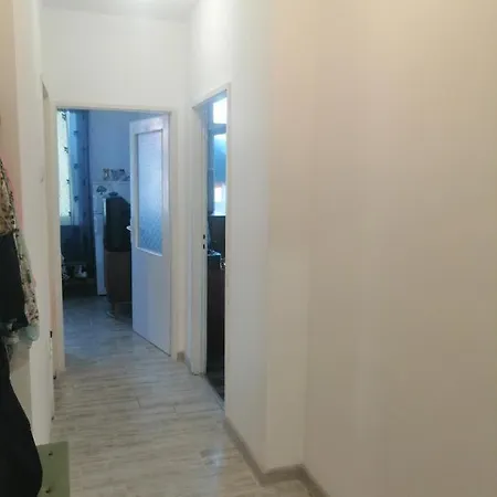 Апартамент Вангелов Център * Burgas City